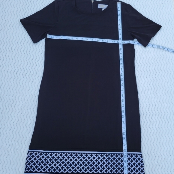 Michael Kors Black with White detail Logo dress size Small - Picture 6 of 6